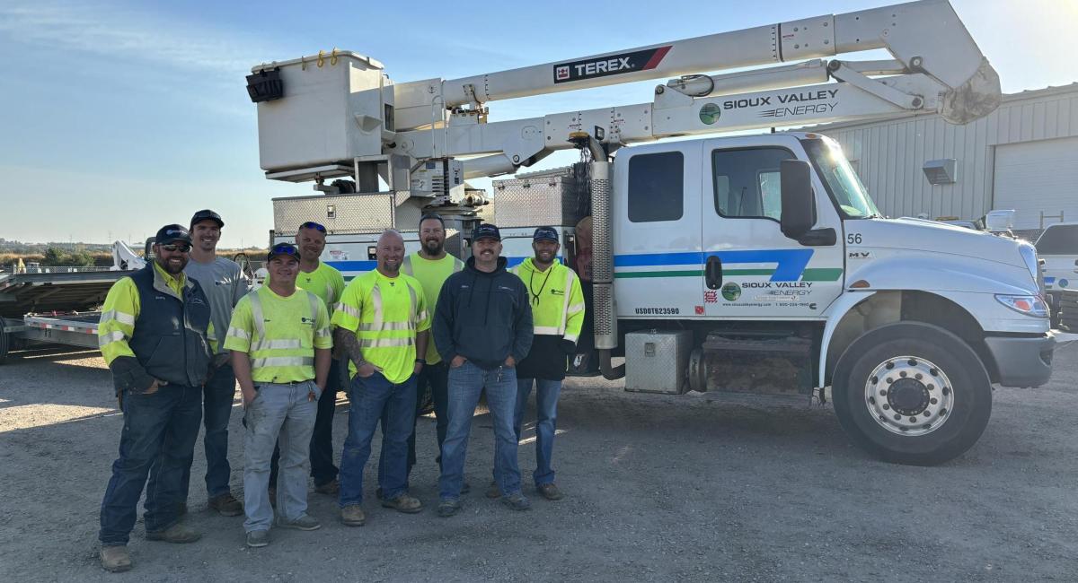 SVE lineworkers traveling to SC